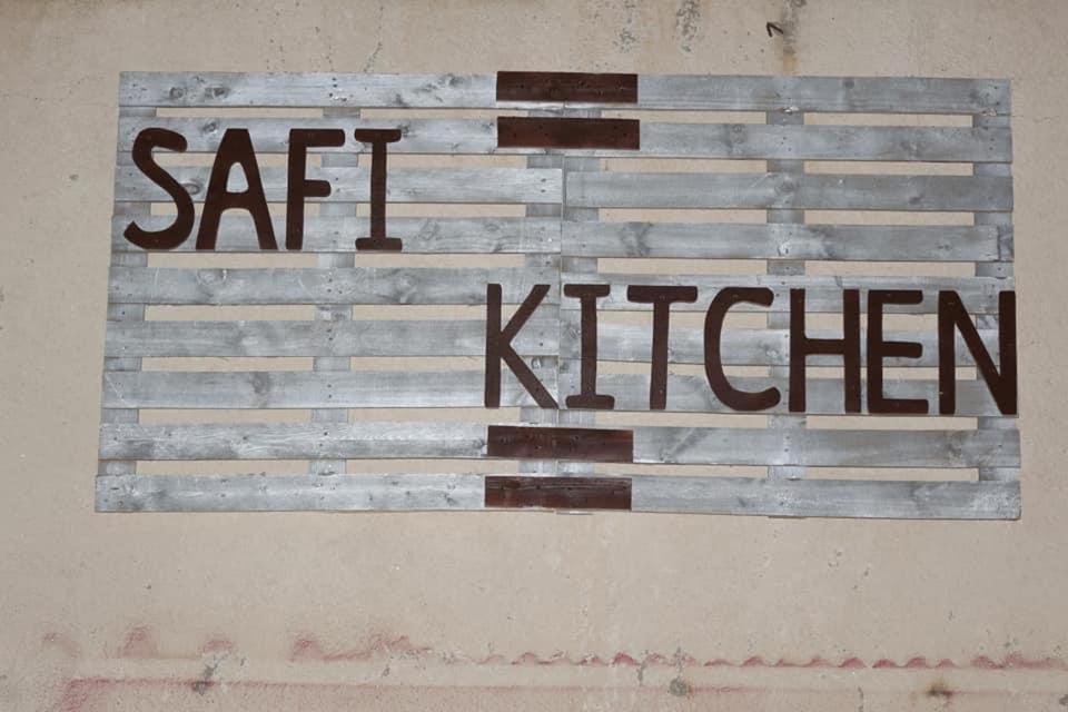 Safi Kitchen Hostel Gawr as-Safi Exterior foto